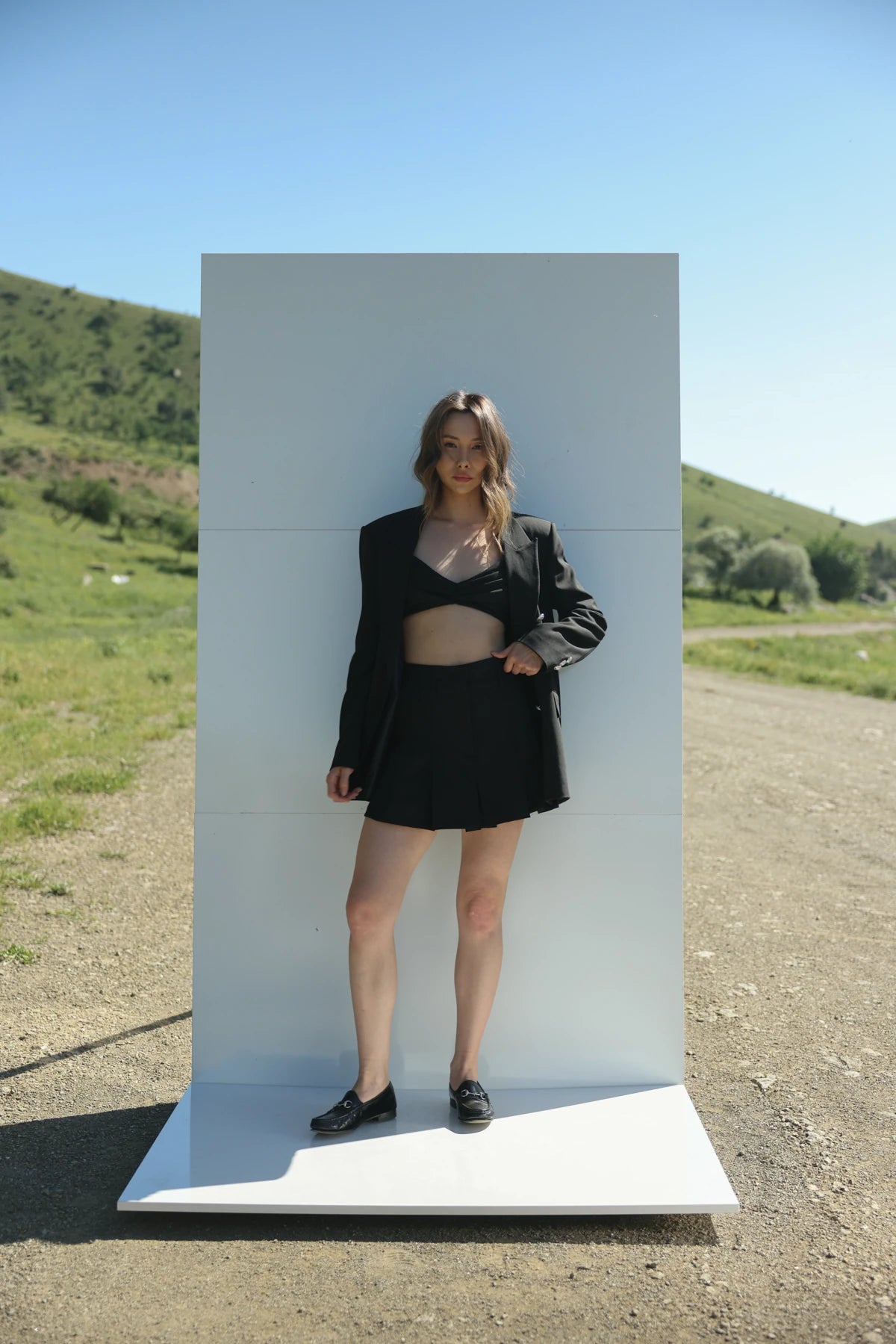 JACKIE EKSTRA OVERSIZE BLAZER CEKET & GIGI DÜŞÜK BEL PİLİLİ MİNİ ETEK TAKIM