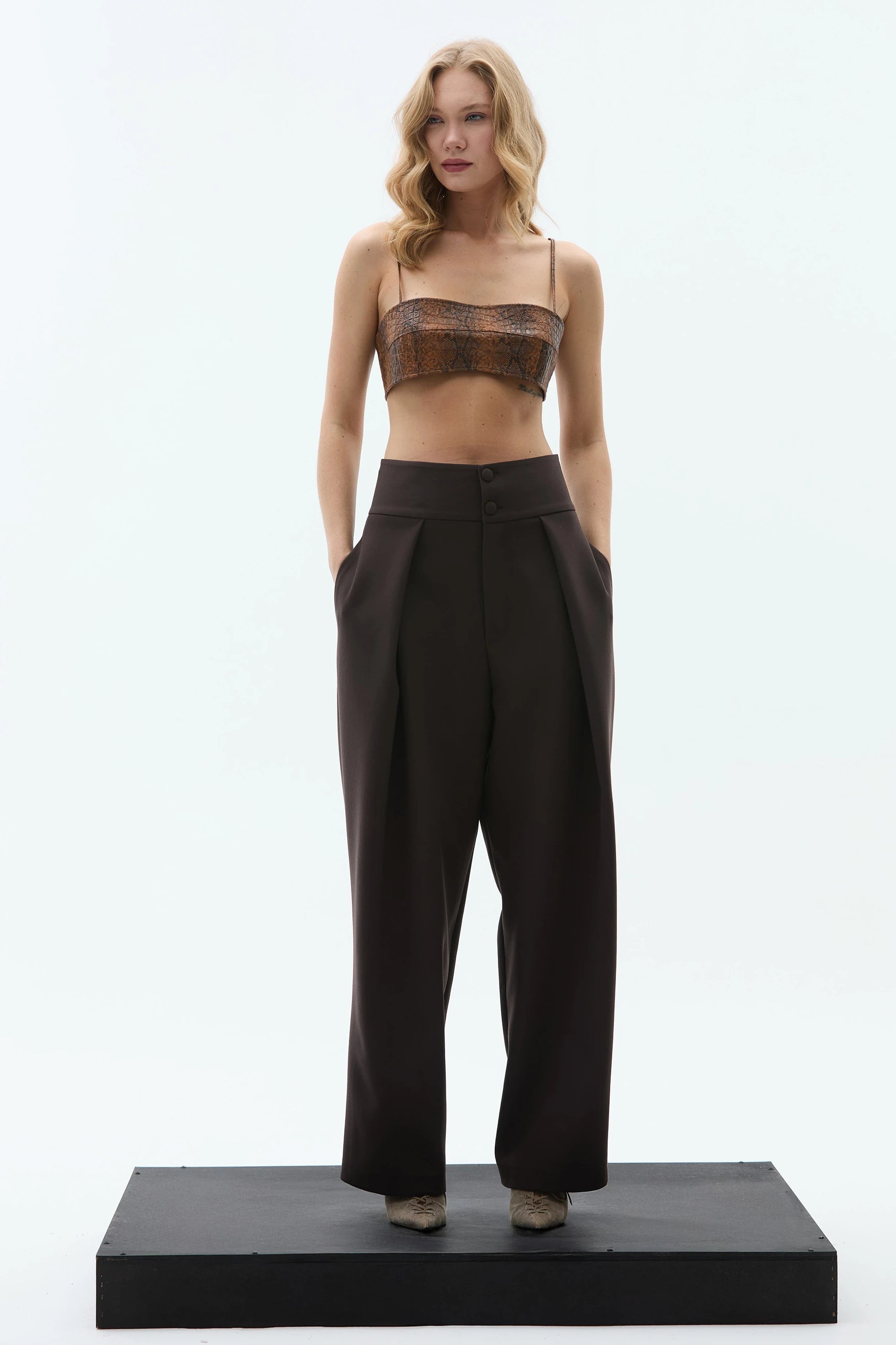 CORE PİTON DESENLİ VEGAN DERİ BRALET