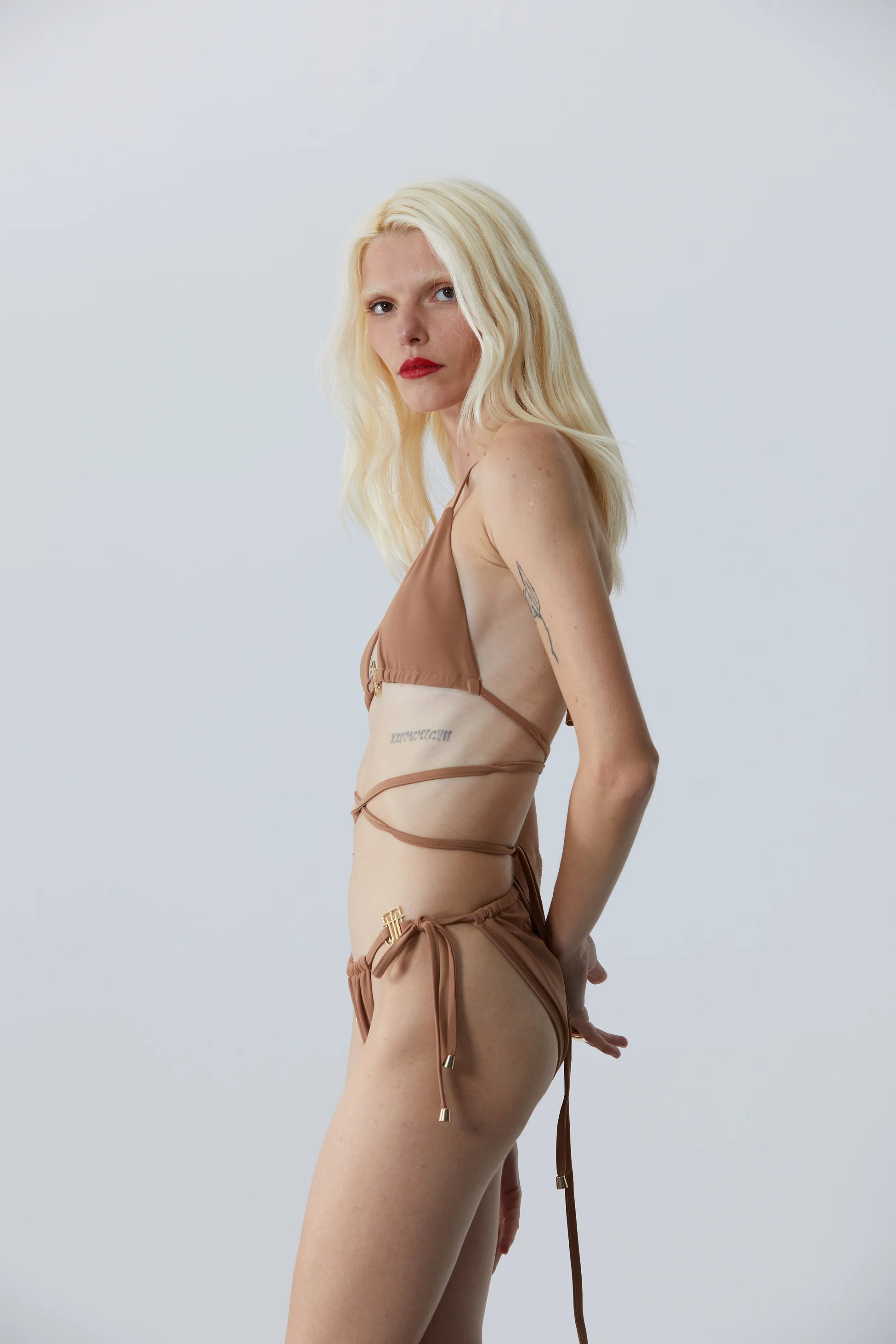 LOLİTA BİKİNİ ALTI NUDE