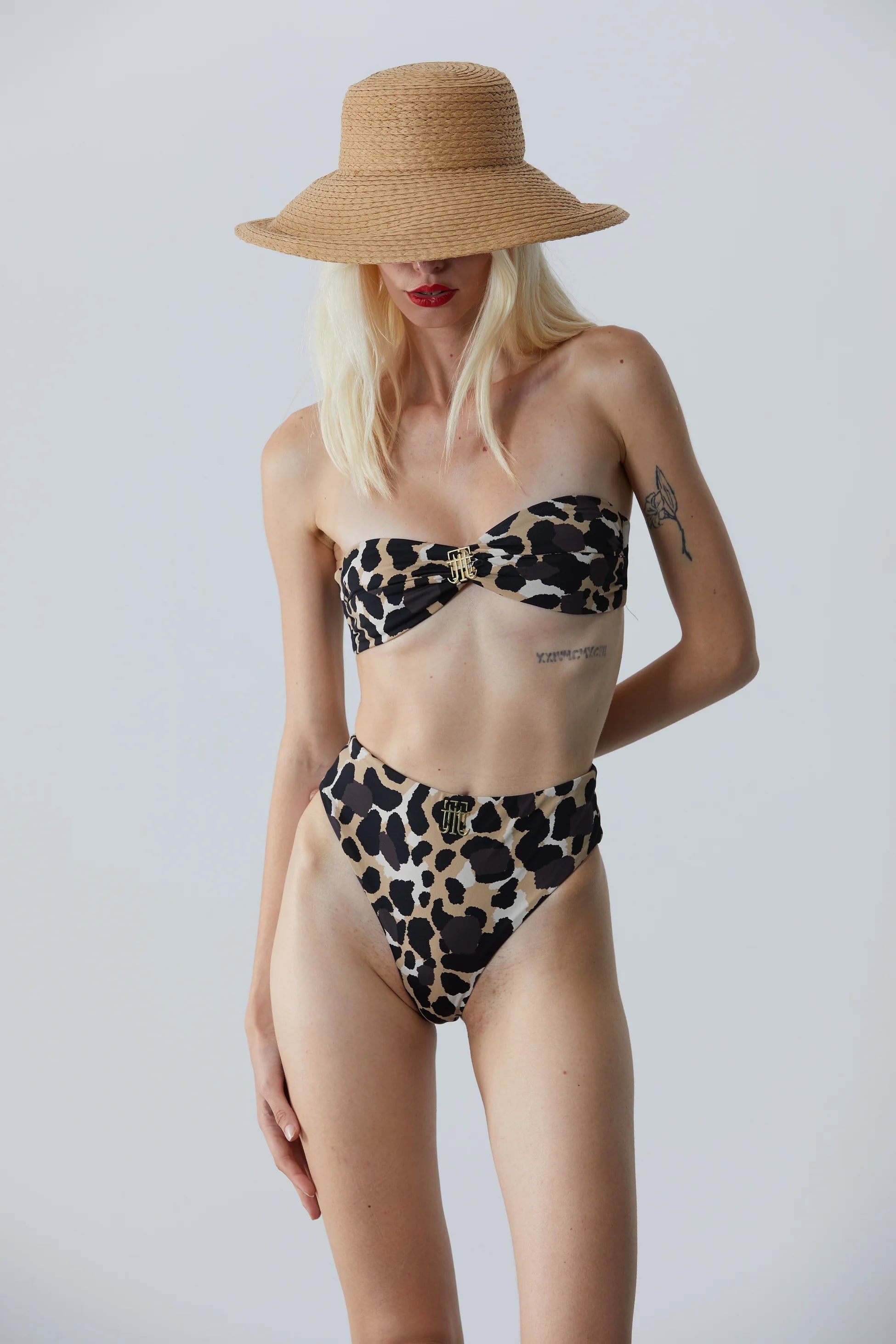NORA BİKİNİ ÜSTÜ LEOPAR