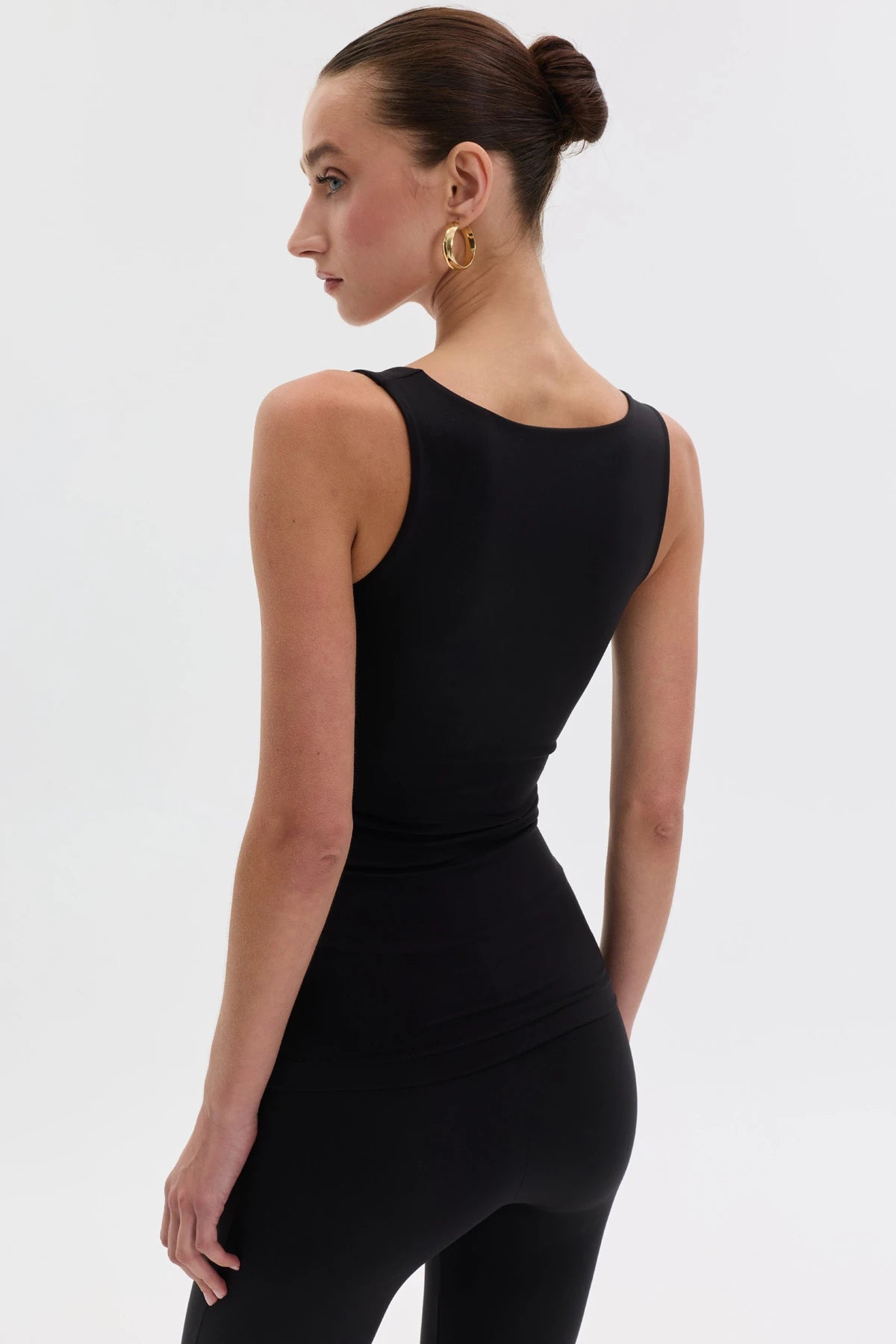FORM LOGO DETAYLI TANK TOP