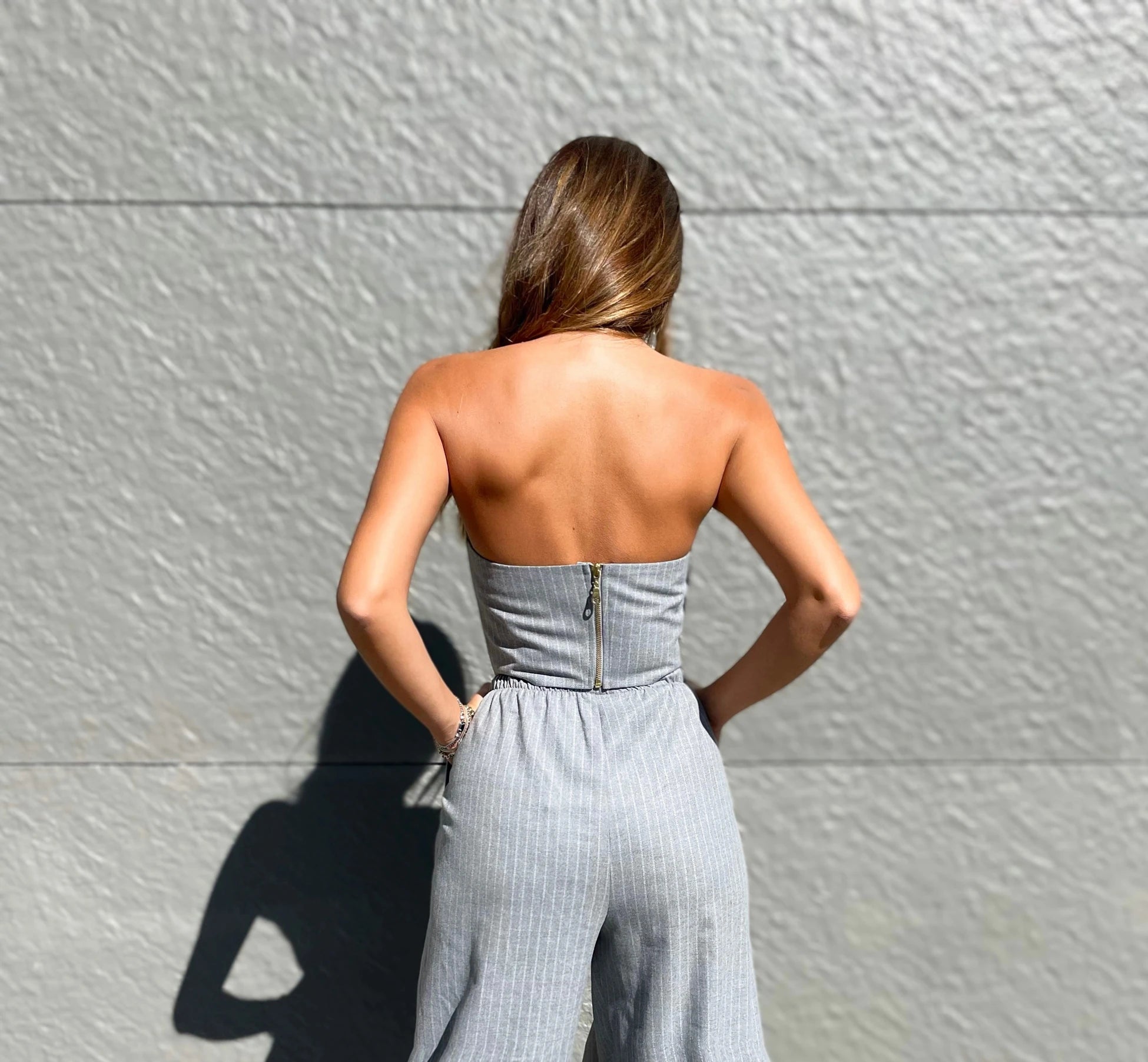 KORSE GÖRÜNÜMLÜ BALENLİ GRİ TOP
